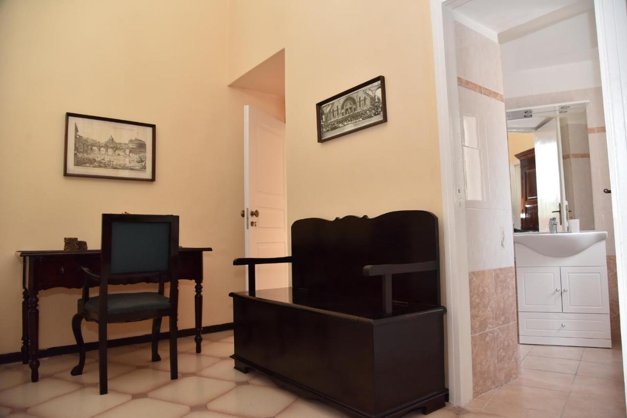 Rosaria Suite & Rooms Лечче Екстер'єр фото