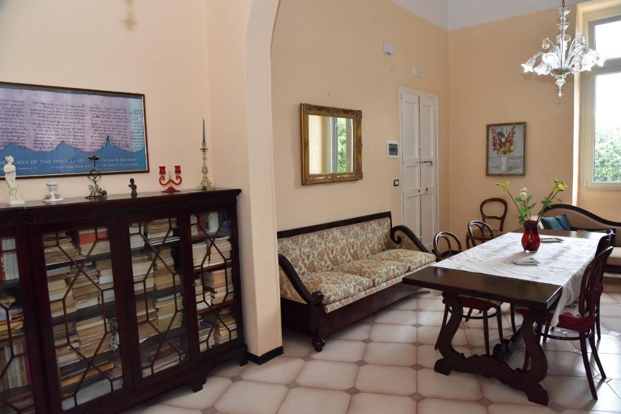 Rosaria Suite & Rooms Лечче Екстер'єр фото